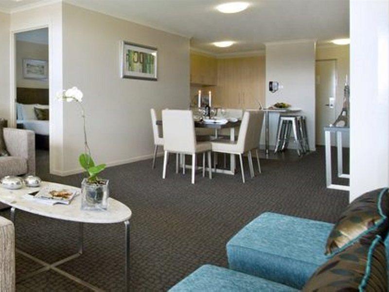 Pacific Suites Canberra Kültér fotó