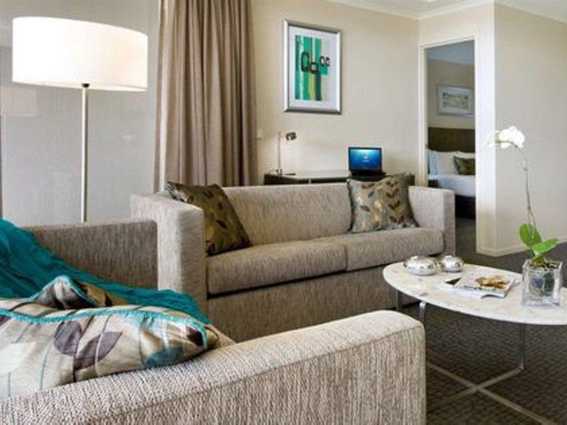 Pacific Suites Canberra Kültér fotó