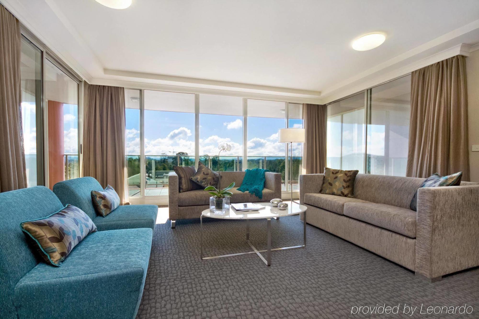 Pacific Suites Canberra Kültér fotó