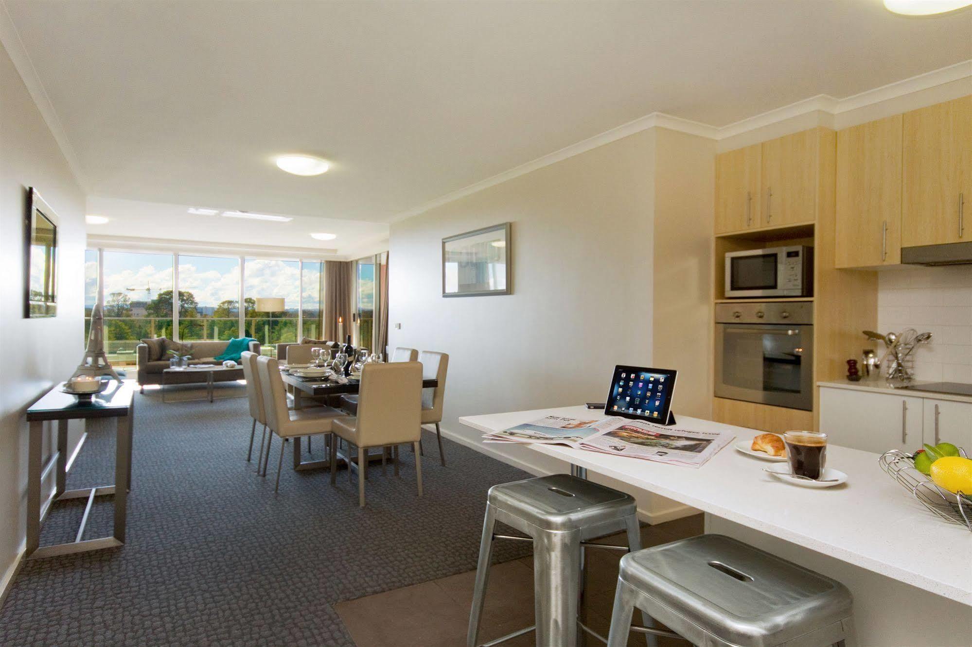 Pacific Suites Canberra Kültér fotó