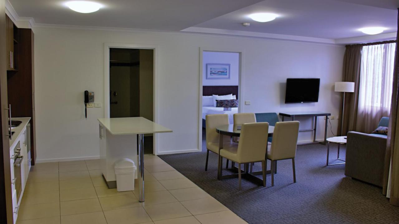 Pacific Suites Canberra Kültér fotó